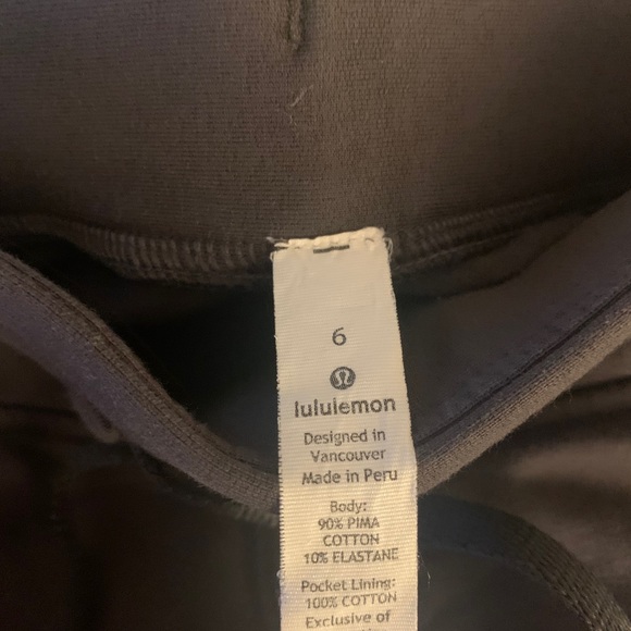 Charcoals grey lulu lemon joggers! - Picture 3 of 4
